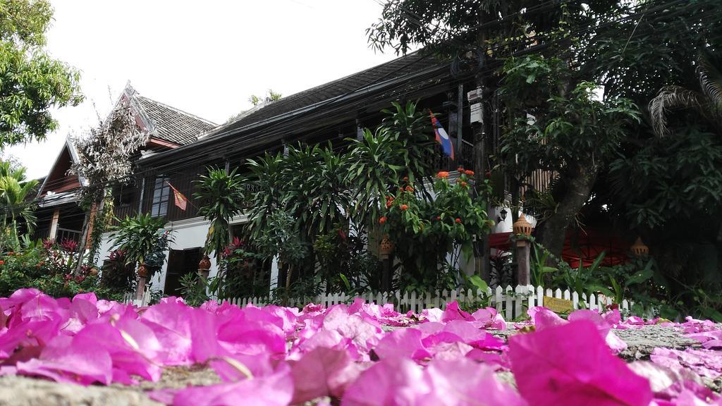 Wisdom Laos Hotel Luang Prabang Ngoại thất bức ảnh