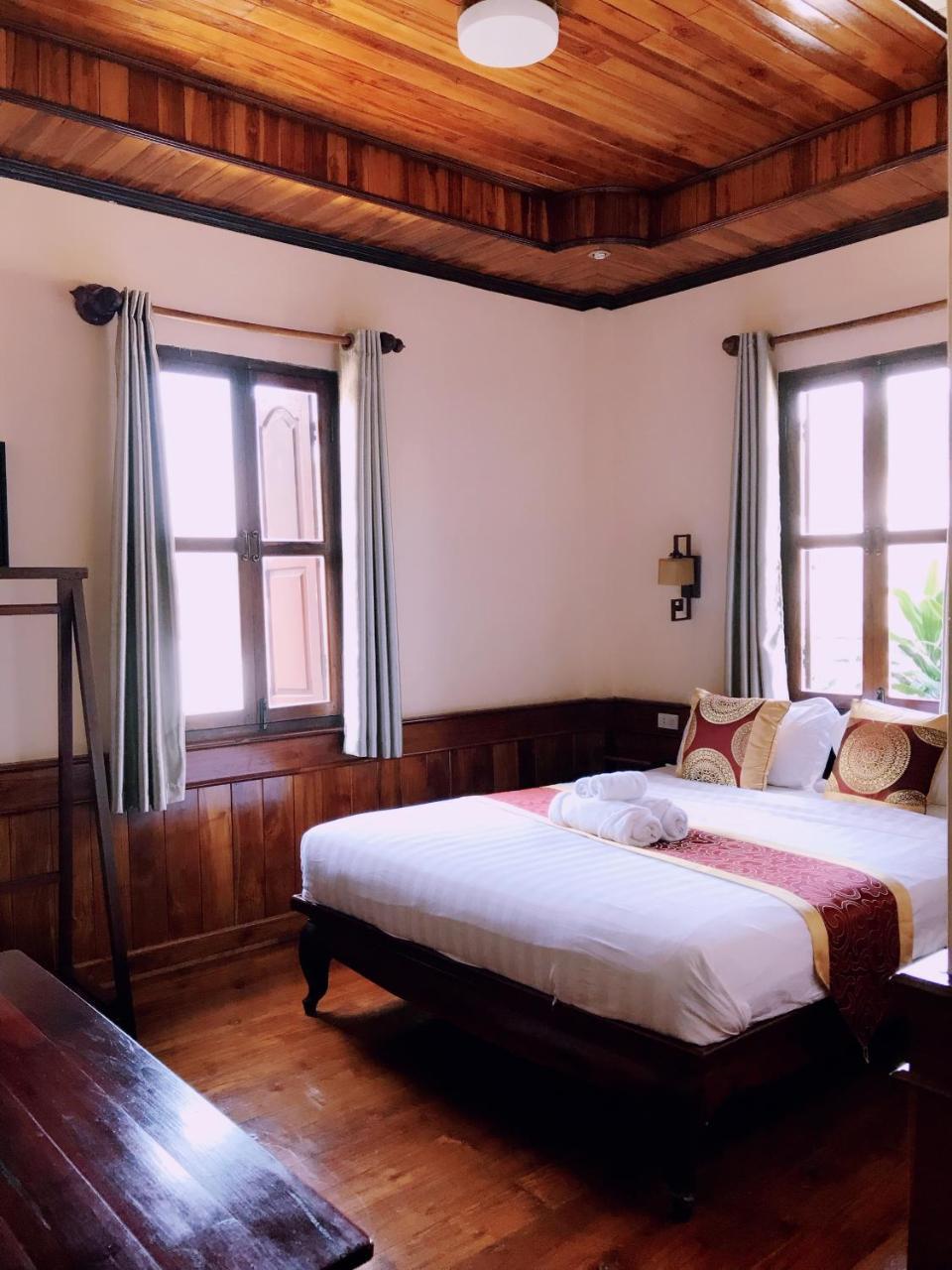 Wisdom Laos Hotel Luang Prabang Ngoại thất bức ảnh